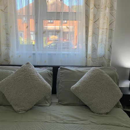 Double Room Bentilee Bucknall  Bagian luar foto